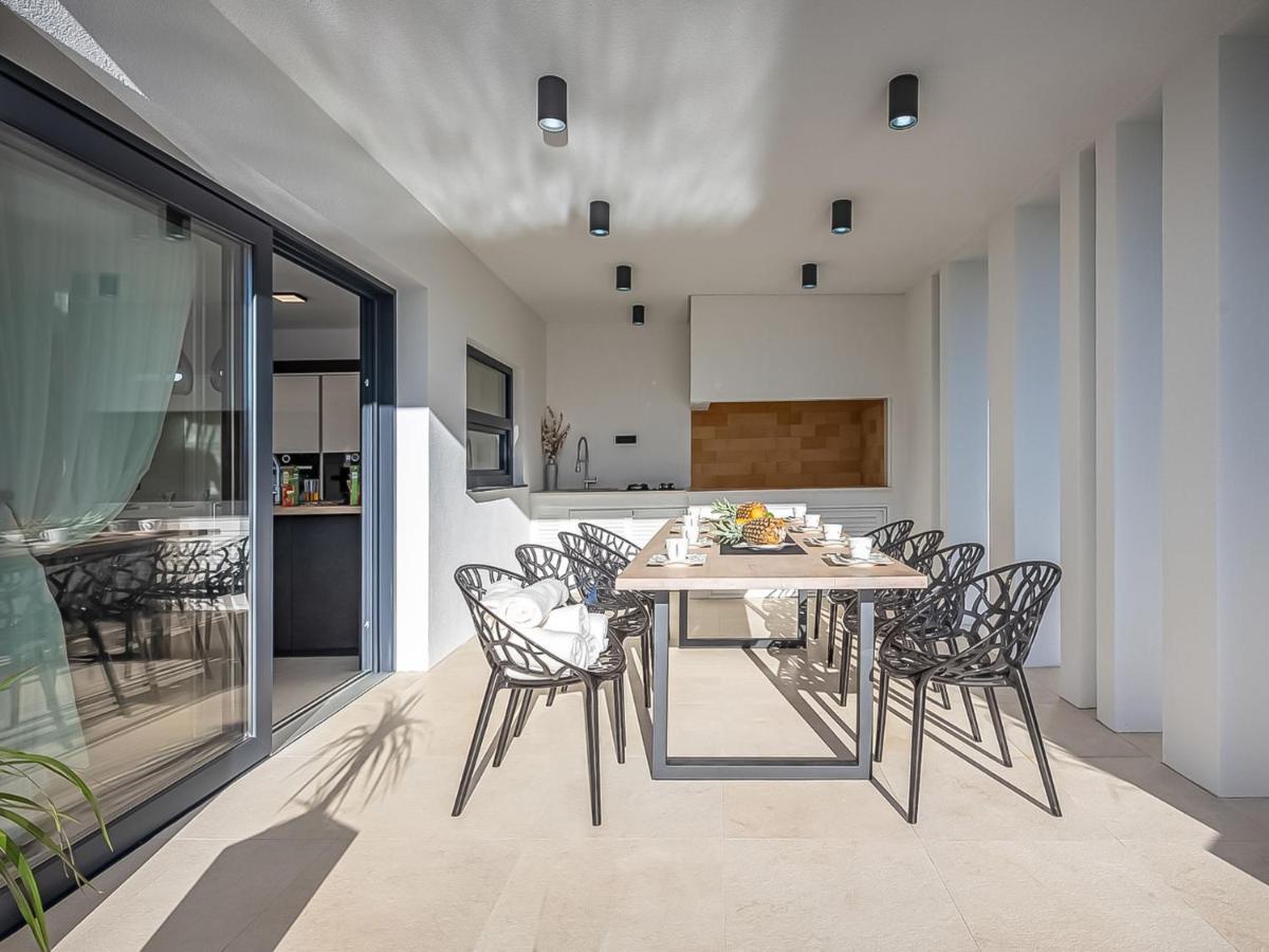 Villa Milly Vrh  Luaran gambar