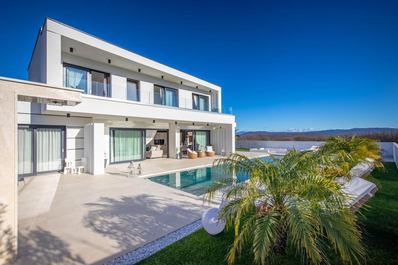 Villa Milly Vrh  Luaran gambar